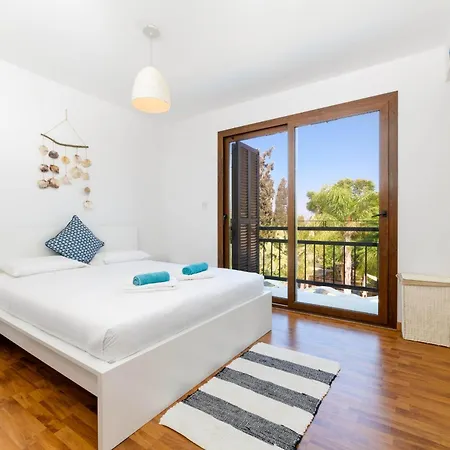 Greco Mare #40 فيلة بروتاراس